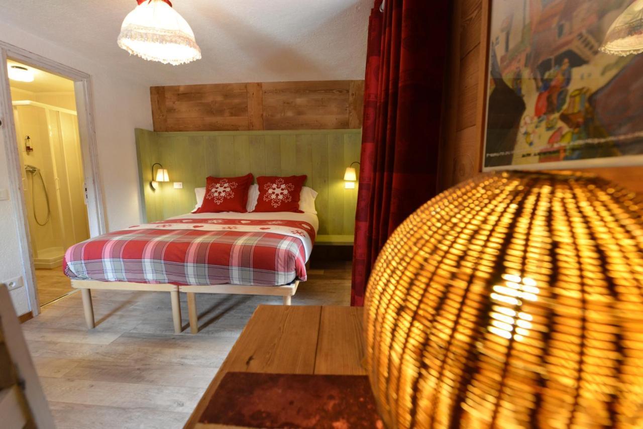Hotel Petit Dahu - Chambres Et Restaurant Когне Екстериор снимка